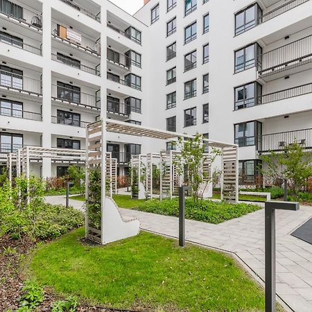 Grand Apartments - Doki Living & Foodhall Gdańsk Exteriör bild